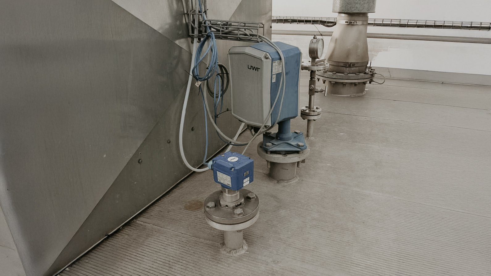 Zuverlässige Füllstand- und Grenzstanderfassung in PVC-Pulver