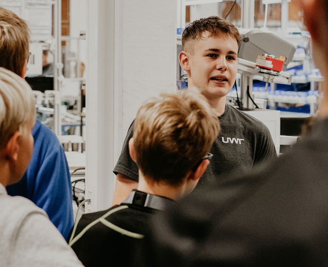 Besuch der Mittelschule Durach bei UWT