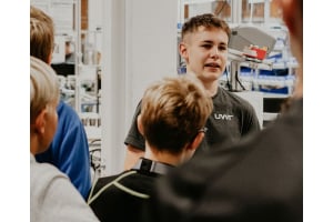 Besuch der Mittelschule Durach bei UWT