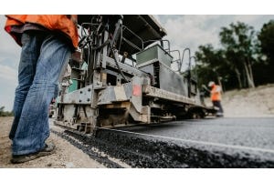 Precise measurement and dosing of asphalt mix