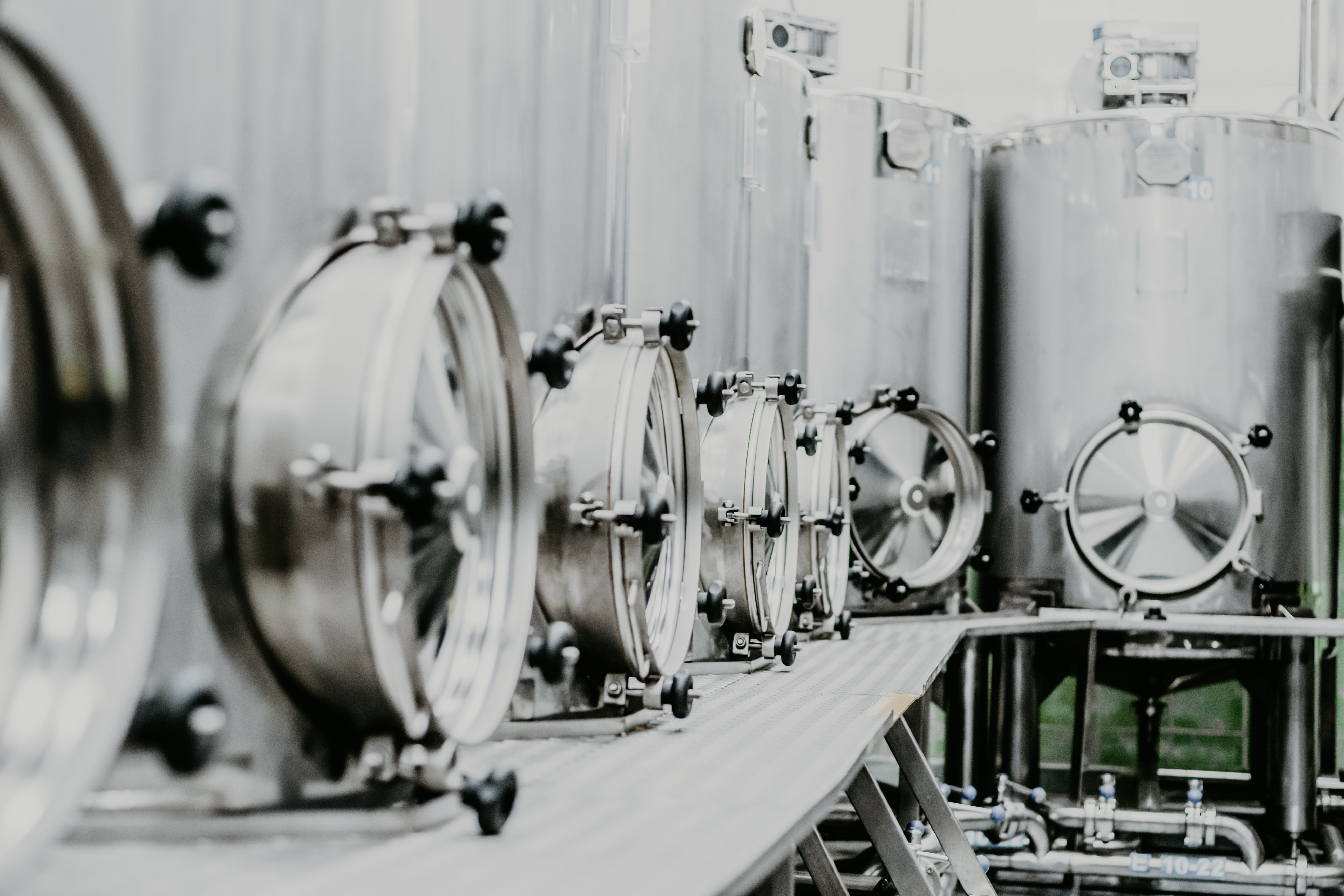 Hygiene – EHEDG- & FDA-konforme Füllstandsmesstechnik mit CIP/SIP