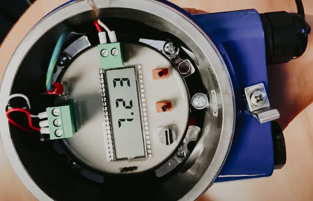 How to handle User Interfaces of capacitance level transmitter