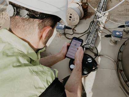 Real-Time Monitoring of Casting Sand Levels in an Aluminium Foundry Using FMCW Radar